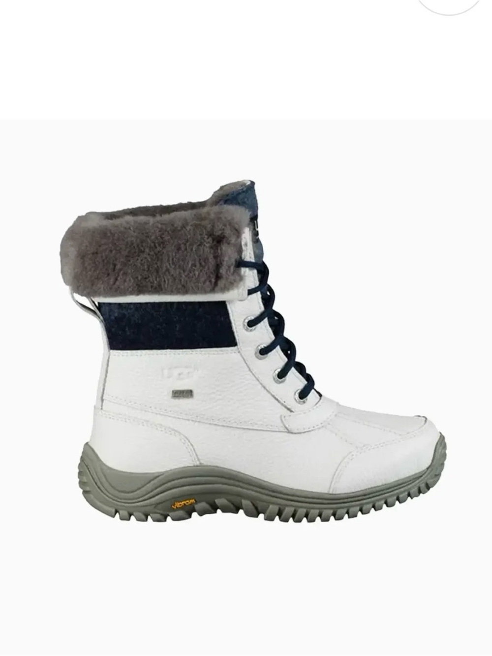 UGG
Women's Adirondack II Boot